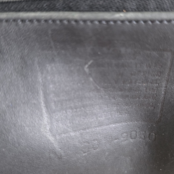 Coach Vintage No. 9060 Leather Duffel Shoulder Bag, Needs DIY - Picture 3 of 16